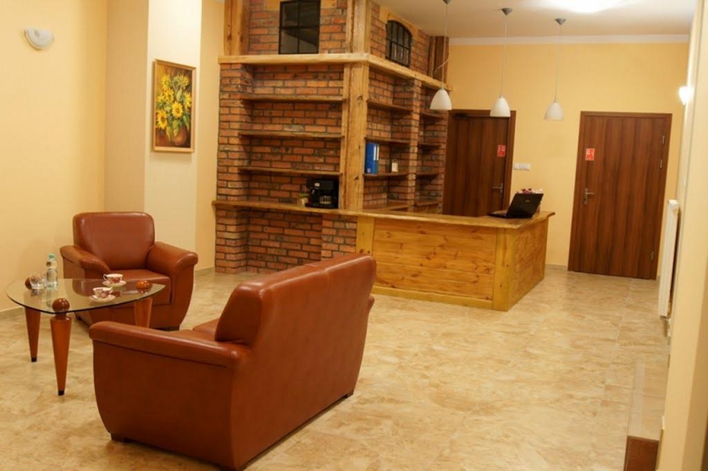 Vera Hotel Sulechow Bagian luar foto